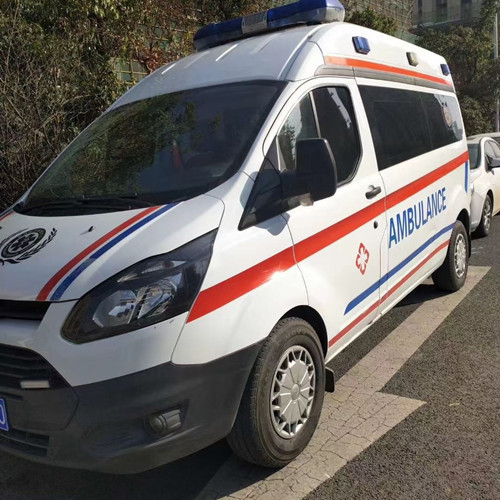 西秀品质救护车出租,为您的健康出行负责